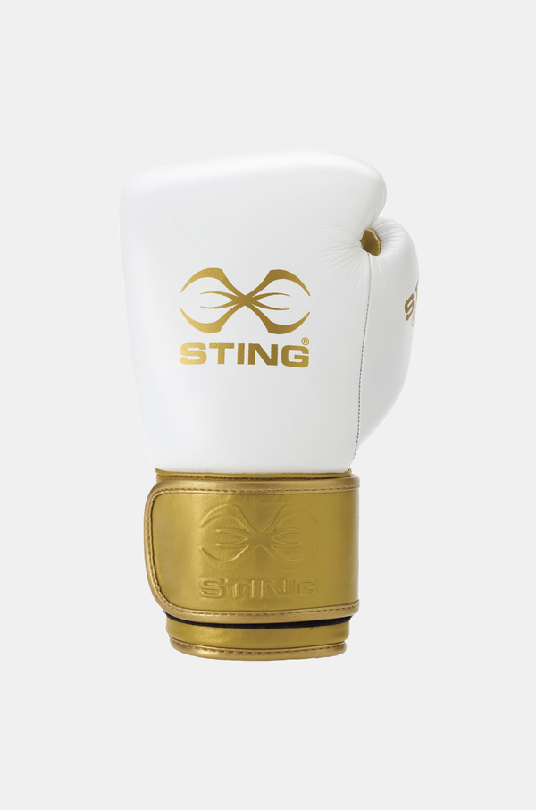 STING Evolution Fight Glove White Gold