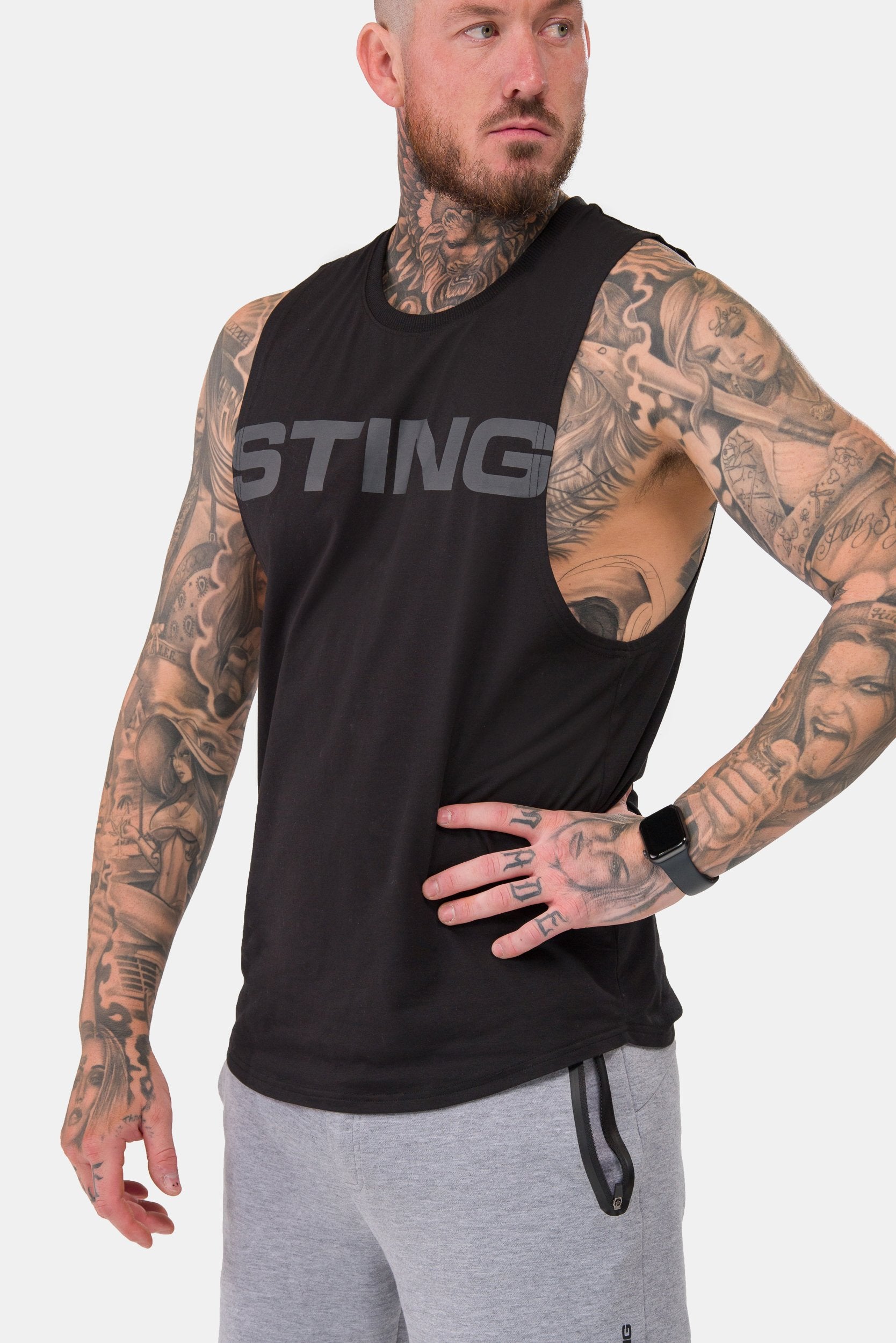 STING Mens Titan Muscle Singlet Black
